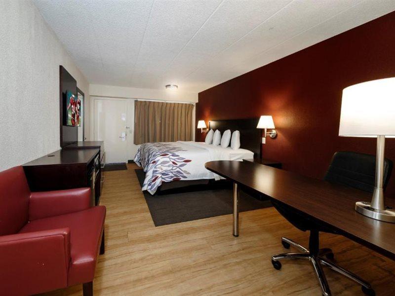 Red Roof Inn Lansing East - Msu Exterior photo